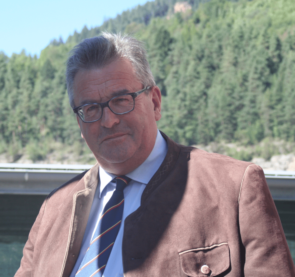 M. François LACOSTE