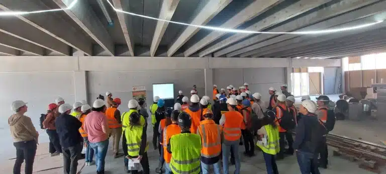 Visite de chantier de la salle multisports Passivhaus à Lille Saint-Sauveur le 3 avril 2025